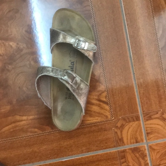 Sandals - Picture 2 of 4